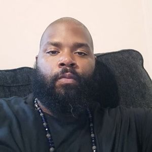 Meet your Posher, Travis